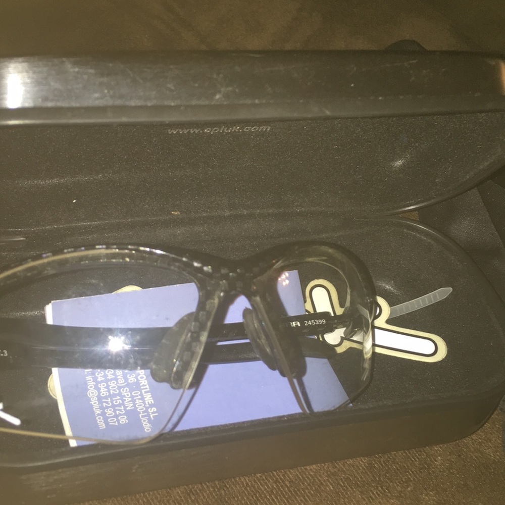 Spiuk glasses and case Extra lenses and bag also
